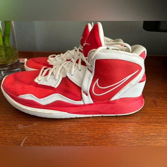Nike | Shoes | Mens 3 Nike Kyrie Infinity Tb University  display picture 1